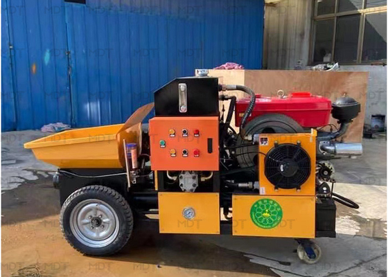 ISO9001 certificó el ³ /H de la máquina los 6-8m del mezclador de Mini Shotcrete Machine Self Loading