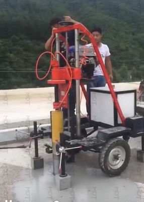 tipo máquina del remolque de 700m m de la compresión del hormigón para la prueba concreta