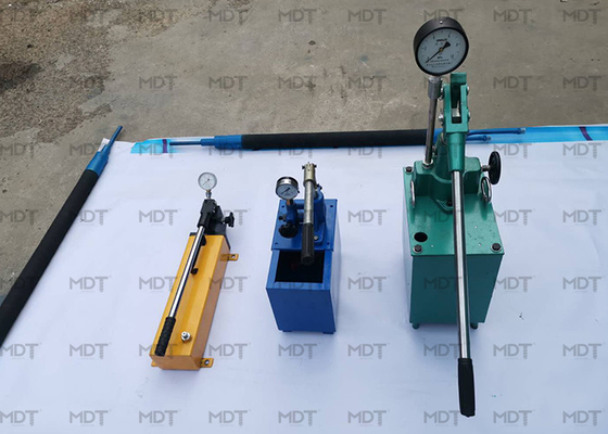 Bomba de mano manual hidráulica para el lacre doble del agujero del embalador